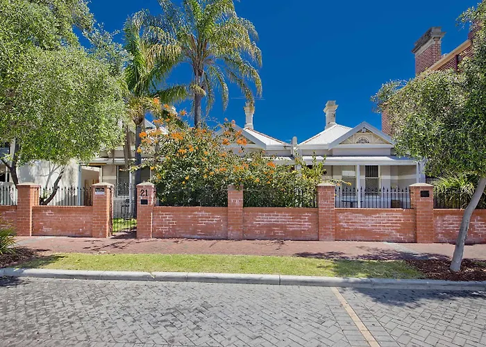Myozexp Palmerston Lodge Perth